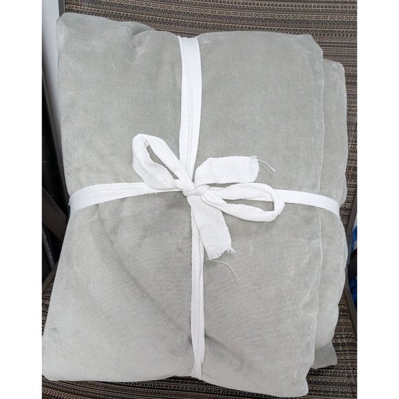 Quince Cotton Velvet Room Darkening Curtain Color Light Grey Size 48x96 -NEW- - Picture 1 of 7